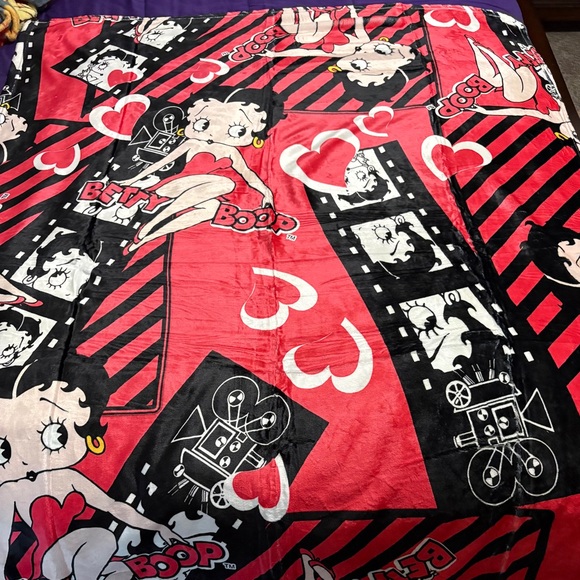 Other - Betty Boop Red and Black Blanket